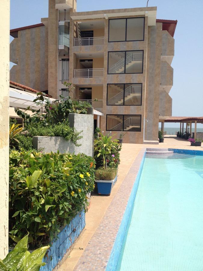Hotel Le Petit Bateau Conakry Exterior foto