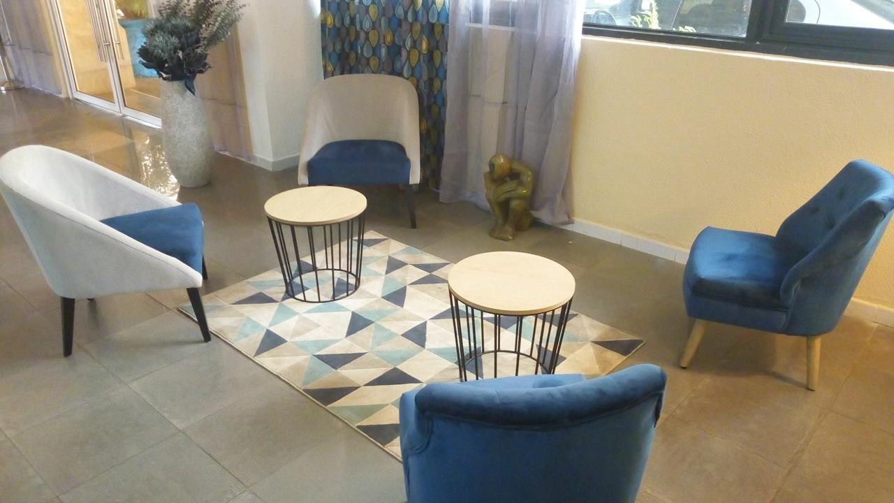 Hotel Le Petit Bateau Conakry Exterior foto