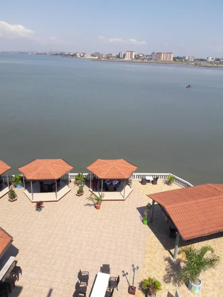 Hotel Le Petit Bateau Conakry Exterior foto